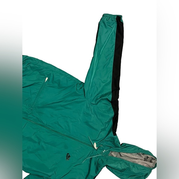 Nike jacket - Picture 4 of 7